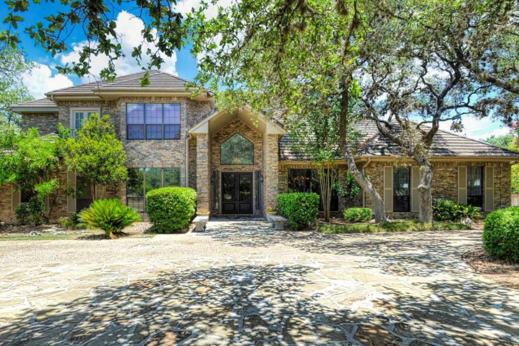 Shavano Creek Neighborhood