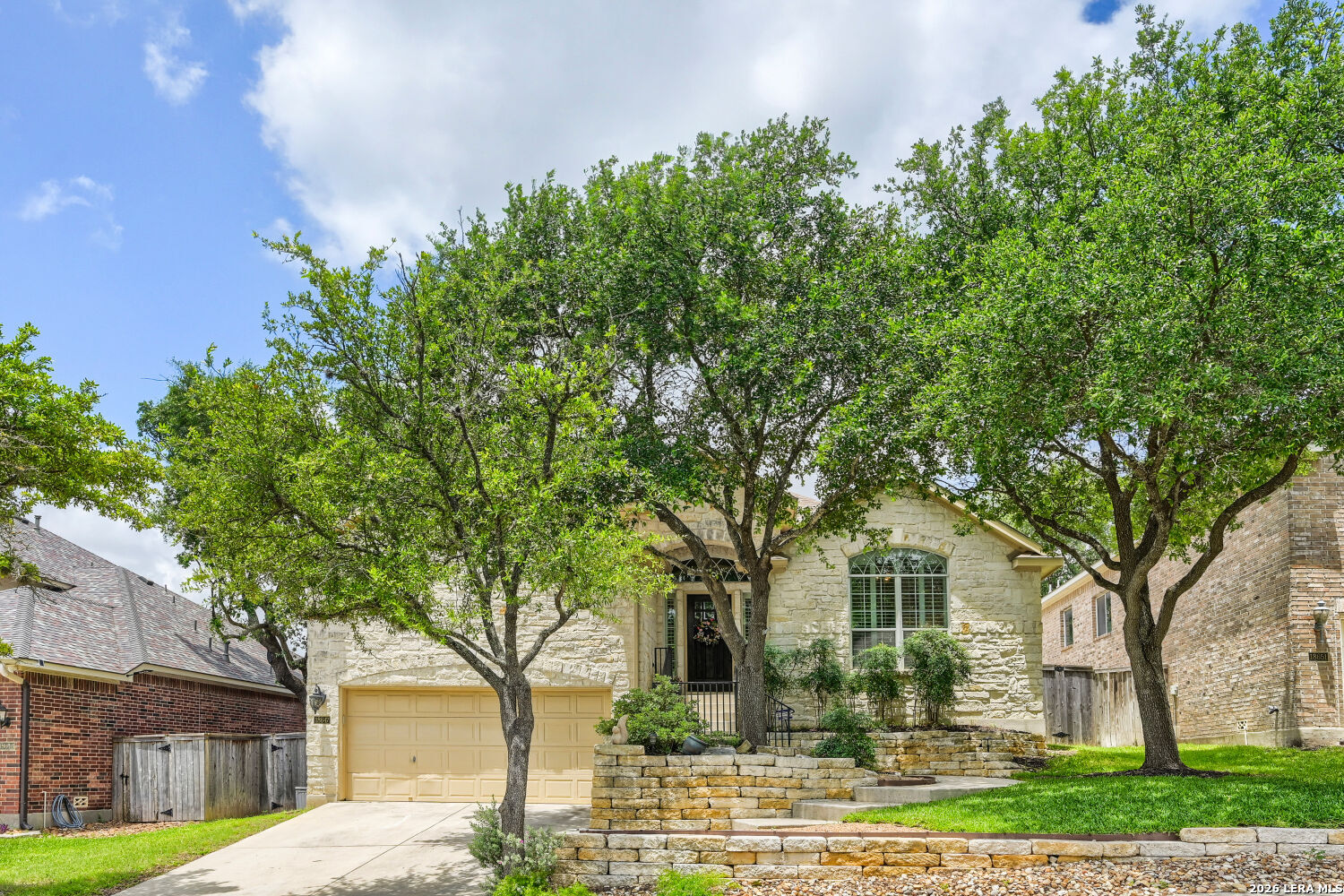 18647 Rogers Glen